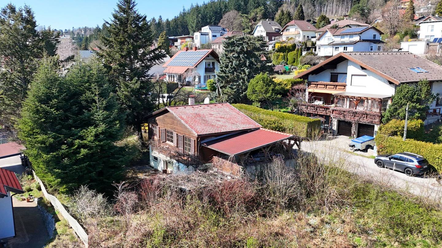 Einfamilienhaus in ruhiger Siedlungslage Nähe Norbertinum und Wienerwaldsee