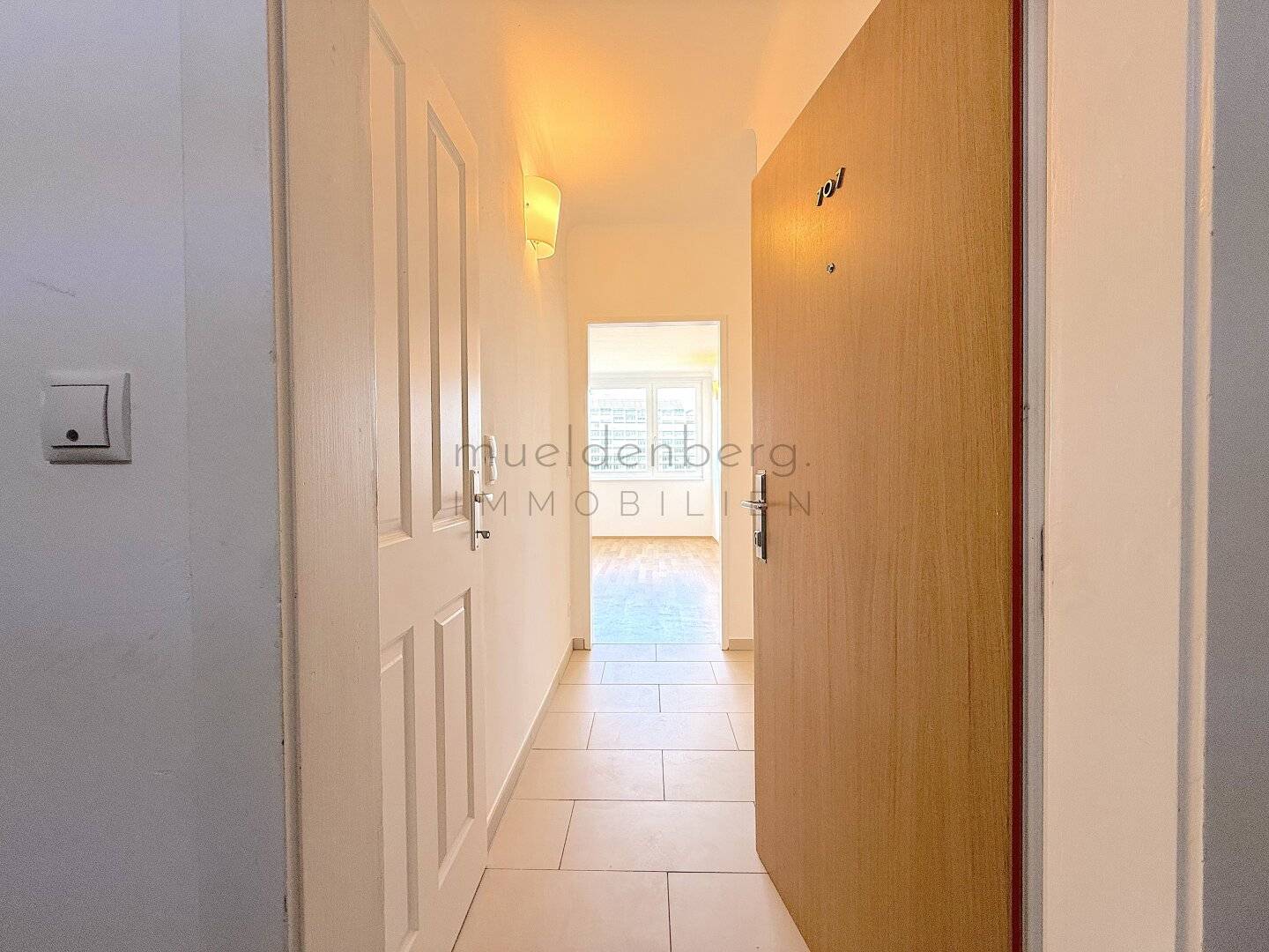 Moderne 2-Zimmer-Wohnung 39,5m² in 1010 Wien, U-Bahn-Nähe, Lift, Einbauküche, 1.043,60 € Miete