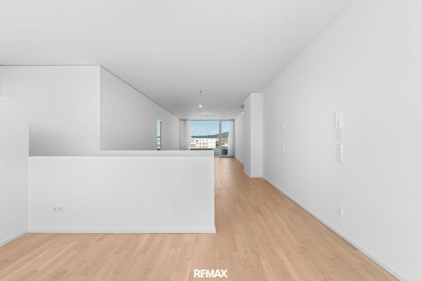 Skyline-Penthouse auf zwei Ebenen mit drei Außenbereichen