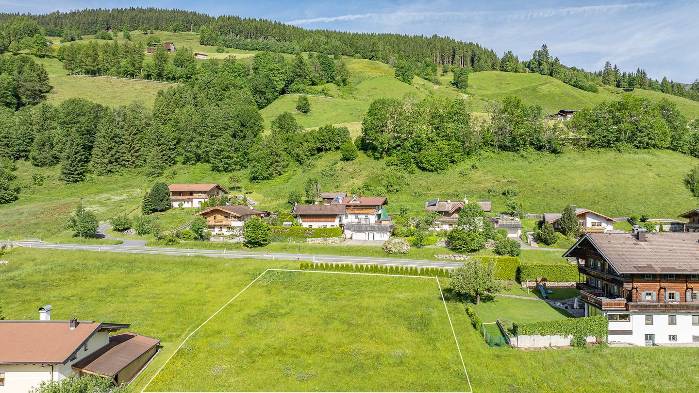 Teilerschlossenes Hanggrundstück mit Fernblick Wohnung