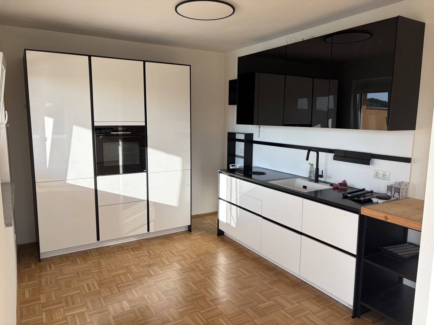 Modern 2-room apartment (second occupancy) with Schöckl view &amp; BORA kitchen