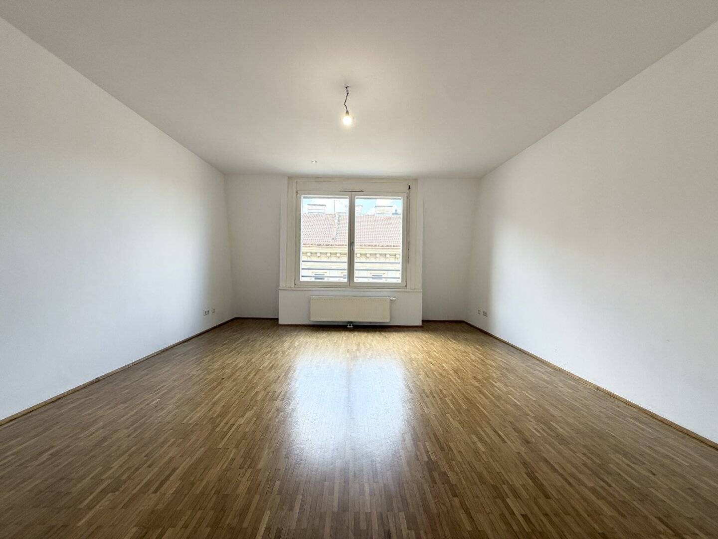Beautiful 1-room apartment near Gellertplatz 10th district