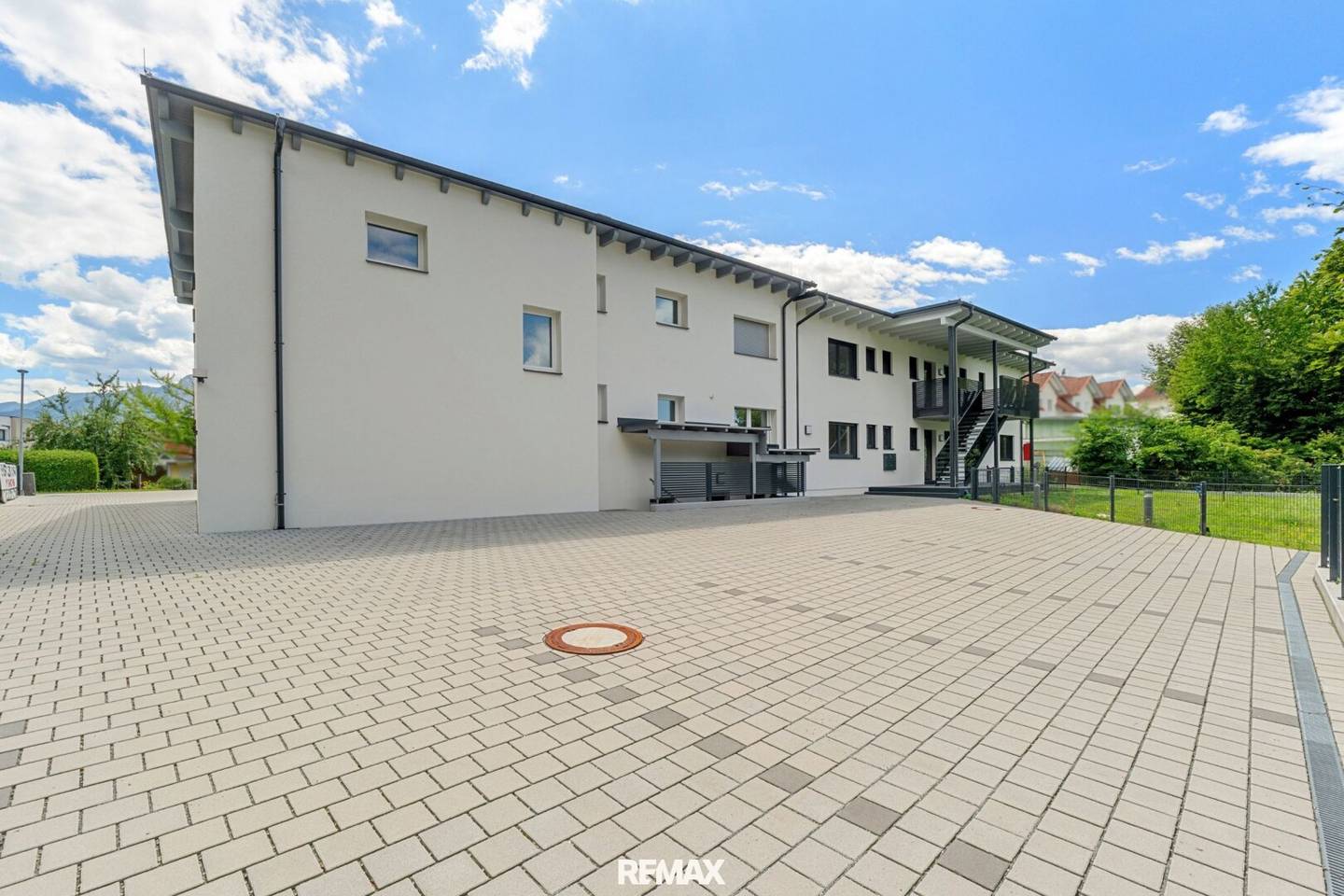 High-quality rented 2-room investment apartment with immediate yield in Drobollach am Faaker See