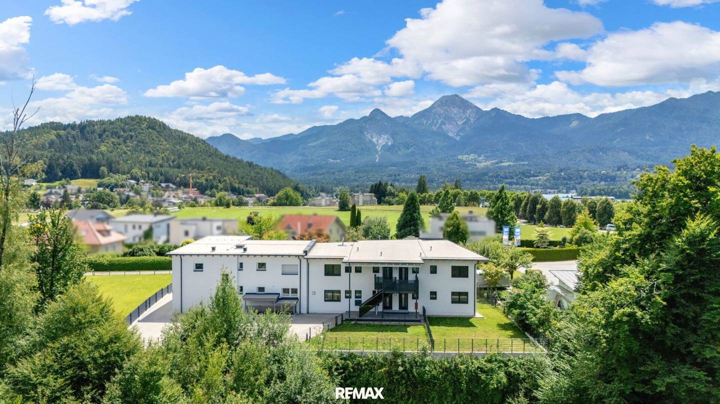 Top income building in first occupancy with 7 residential units including terrace and garden at Faaker See: Stable yield with clear appreciation potential