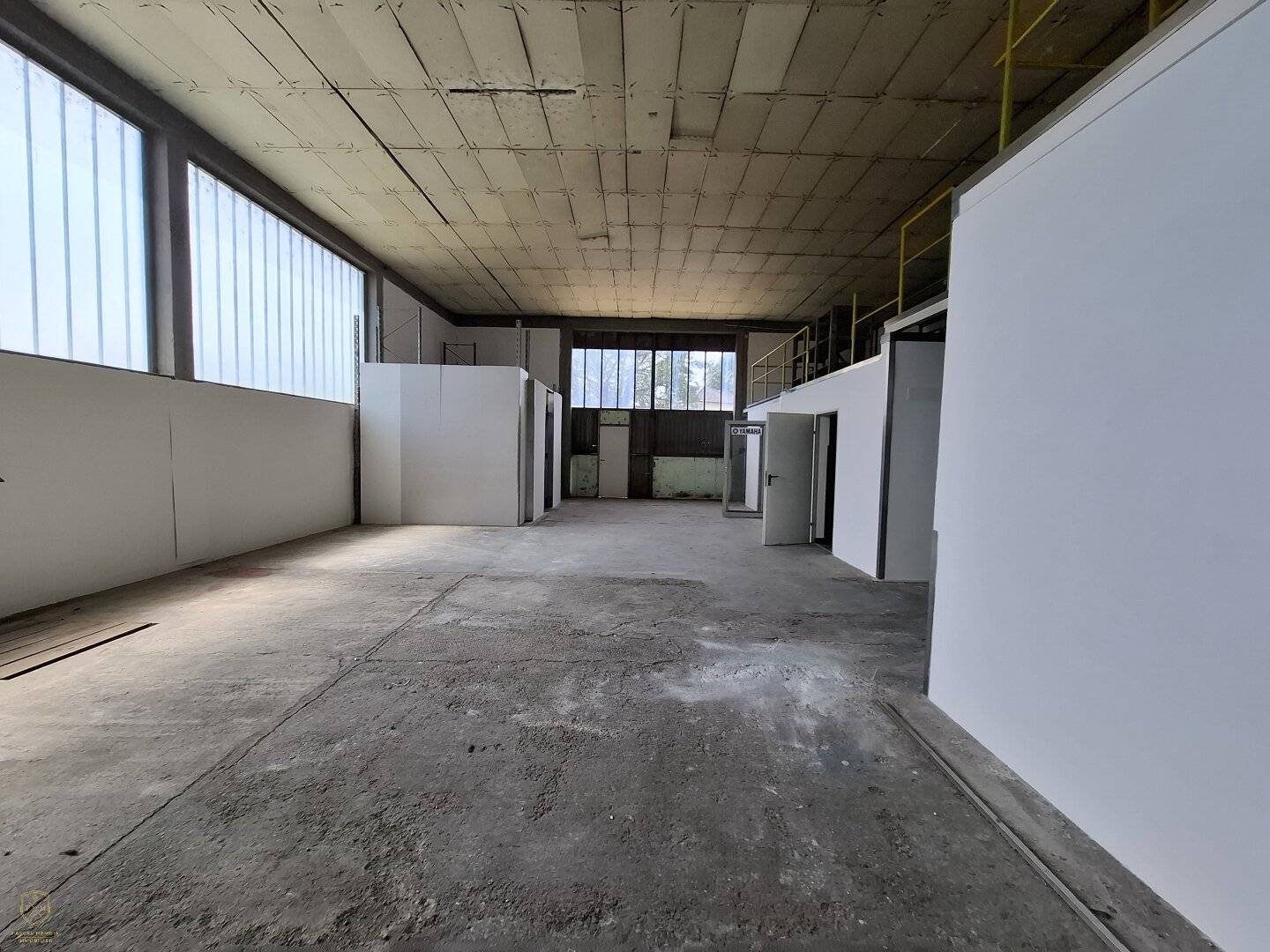 Vielseitig nutzbare Industriehalle in St. Pölten