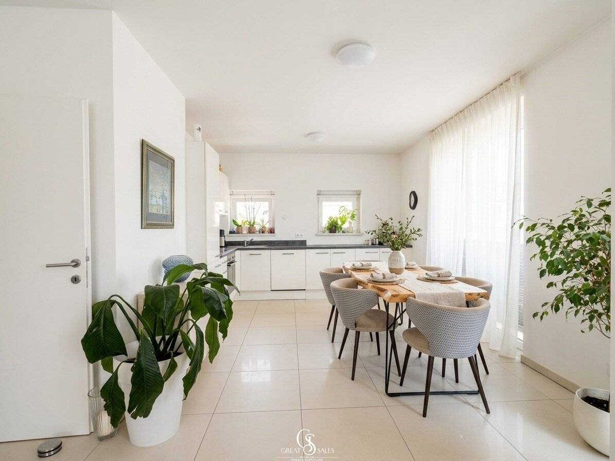 Bright 2-room apartment with spacious corner balcony in a modern residential complex in Graz-Puntigam