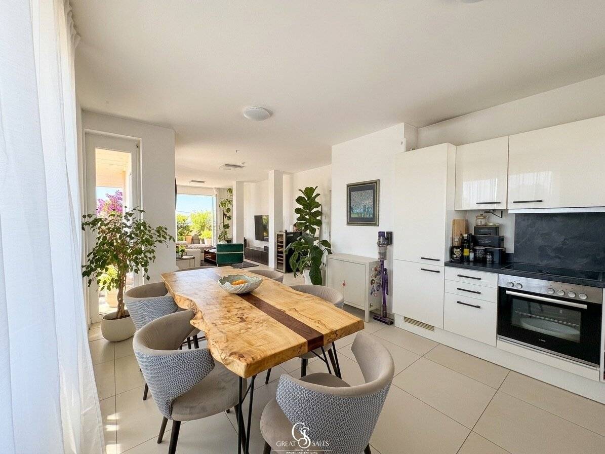 Bright 2-room apartment with spacious corner balcony in a modern residential complex in Graz-Puntigam