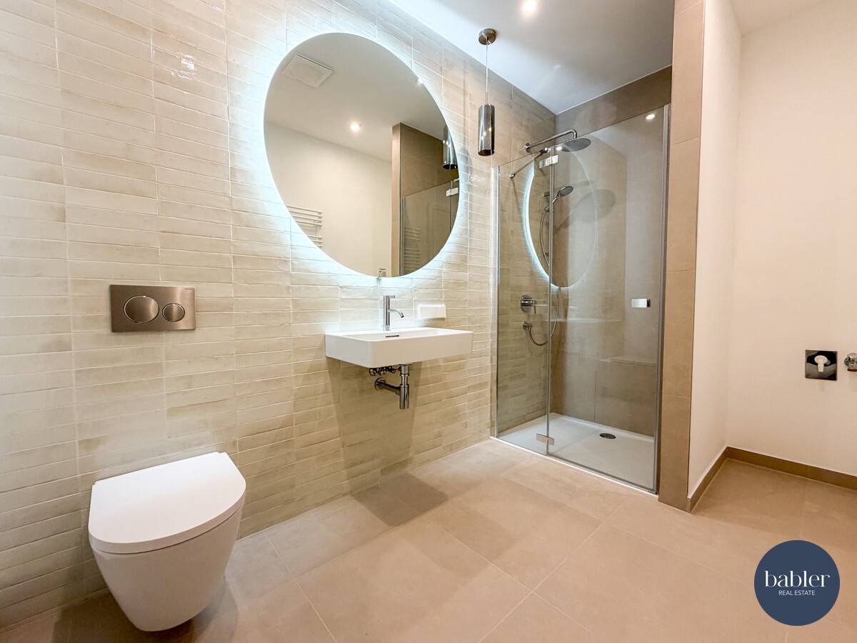High quality apartment with balcony and rooftop pool