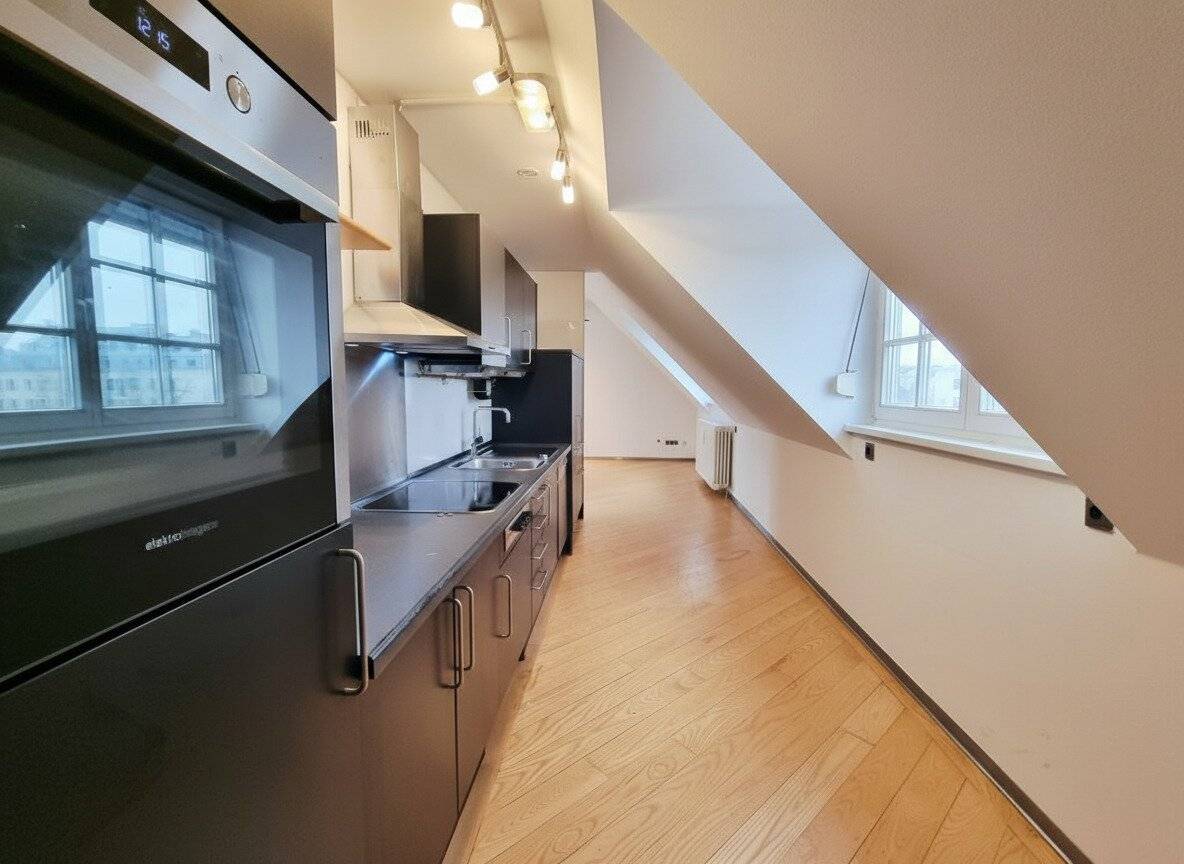113 m² living space | 2 terraces | fireplace | immediately available