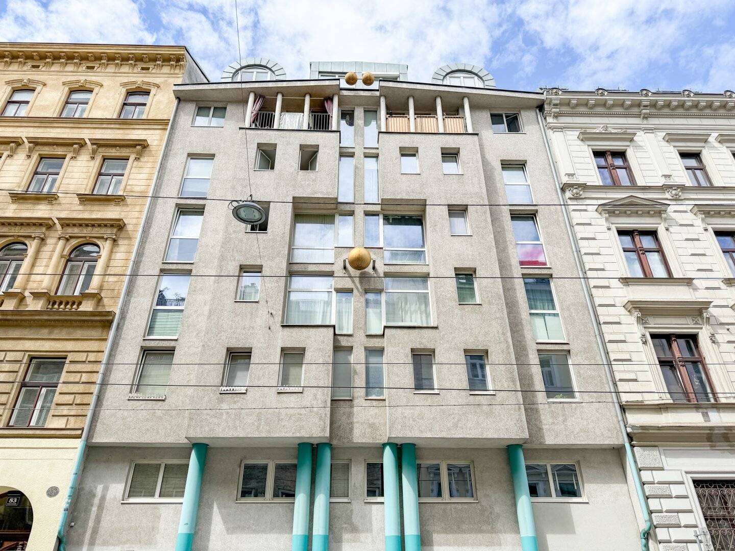 First occupancy after renovation | 2-room new building apartment with garage near Mariahilfer Straße