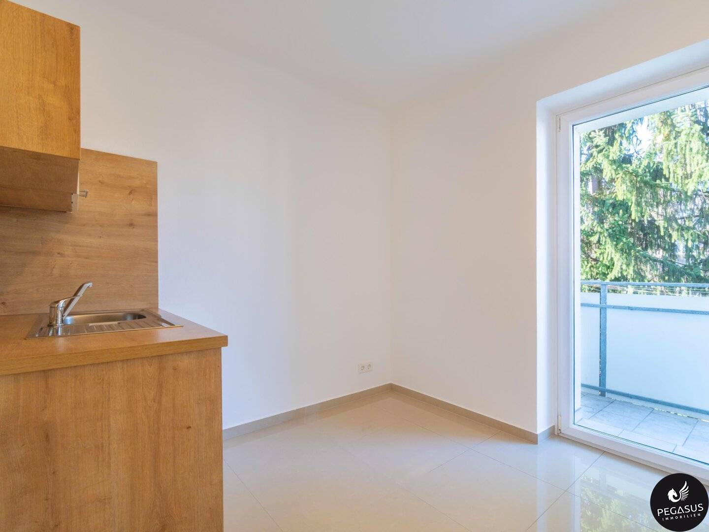 Central 3-room apartment in Graz, renovated, flatshare suitable, 74 m²