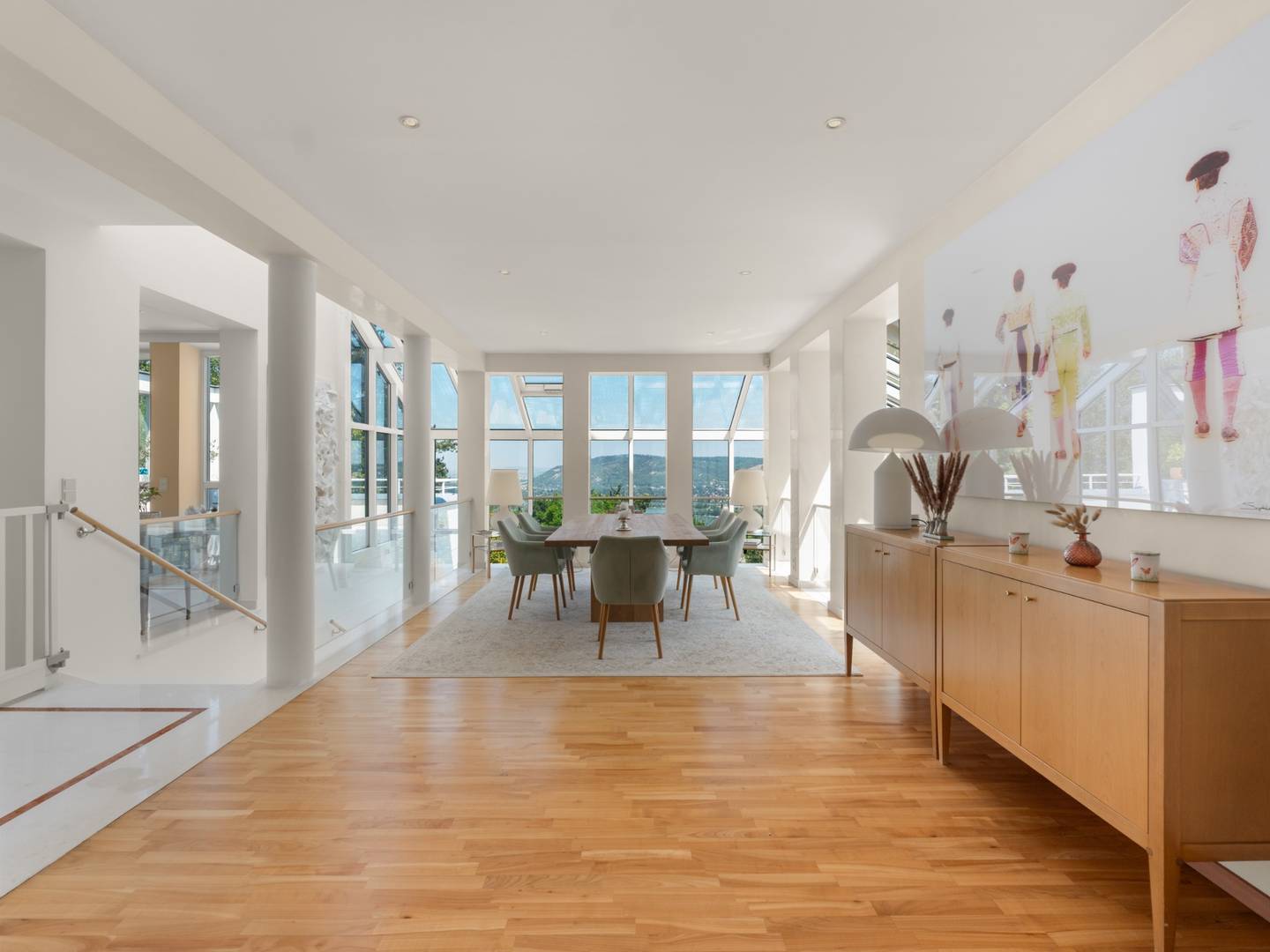 Elegante Wohnung mit Privatspa Pool und Donaublick