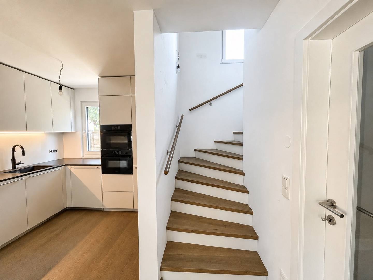 Hochwertige Familienwohnung mit Garten und Bulthaup-Küche