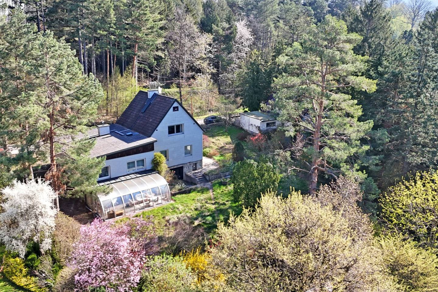 Plot from subdivision in a forest edge quiet location between Wolfersberg and Kolbeterberg