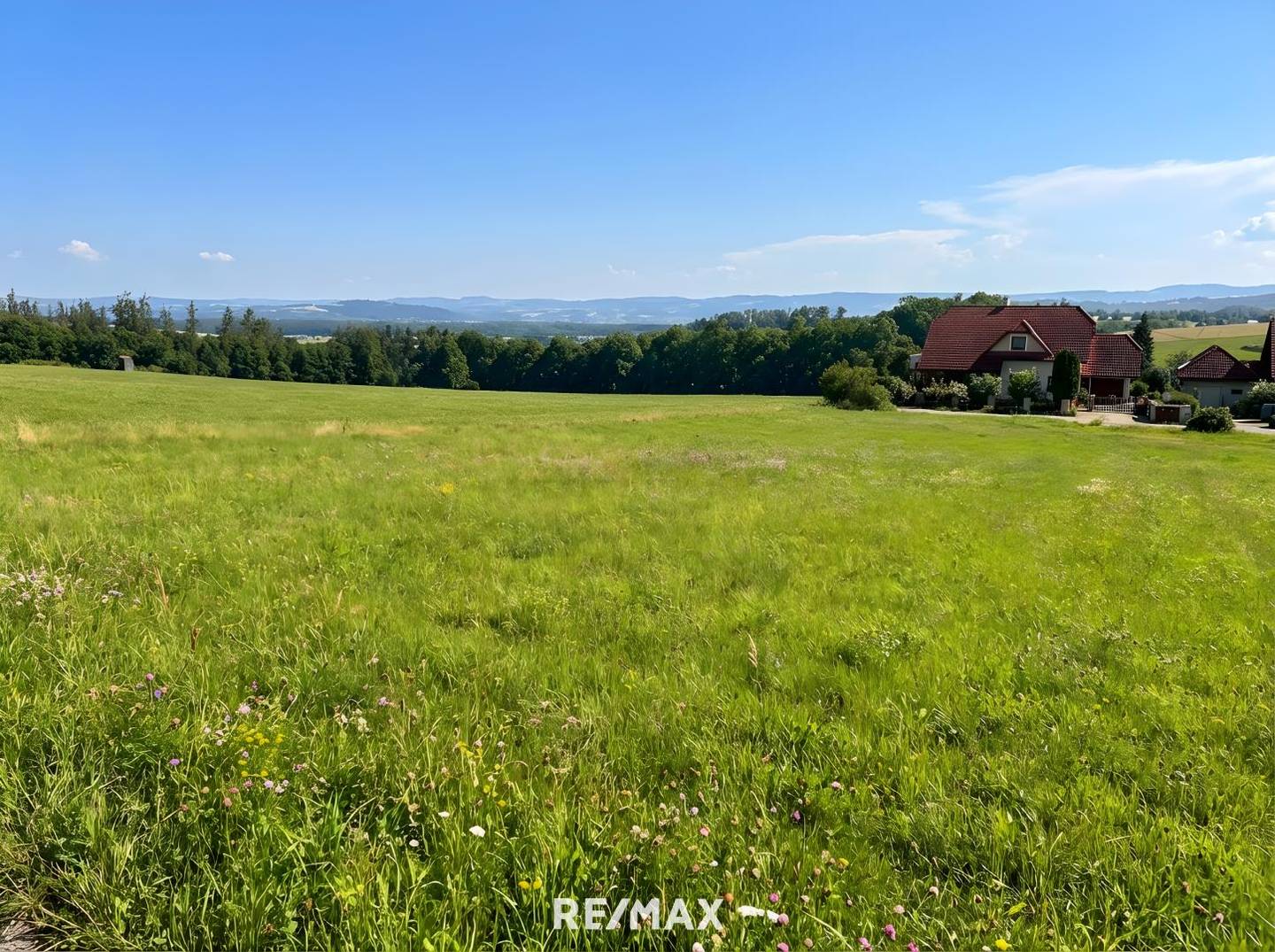 Aussichtsreiche Hanglage ideal für Wohnung