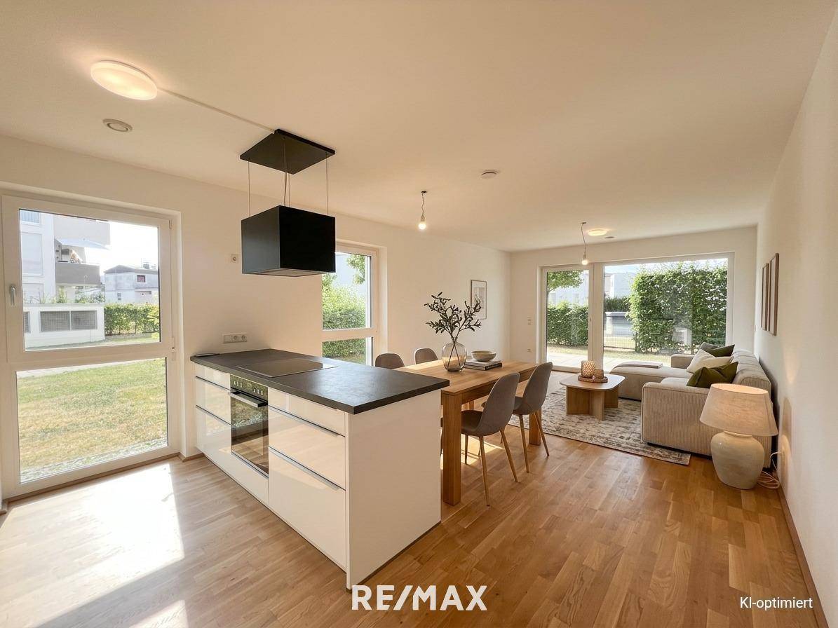 Ground floor apartment with private garden and terrace