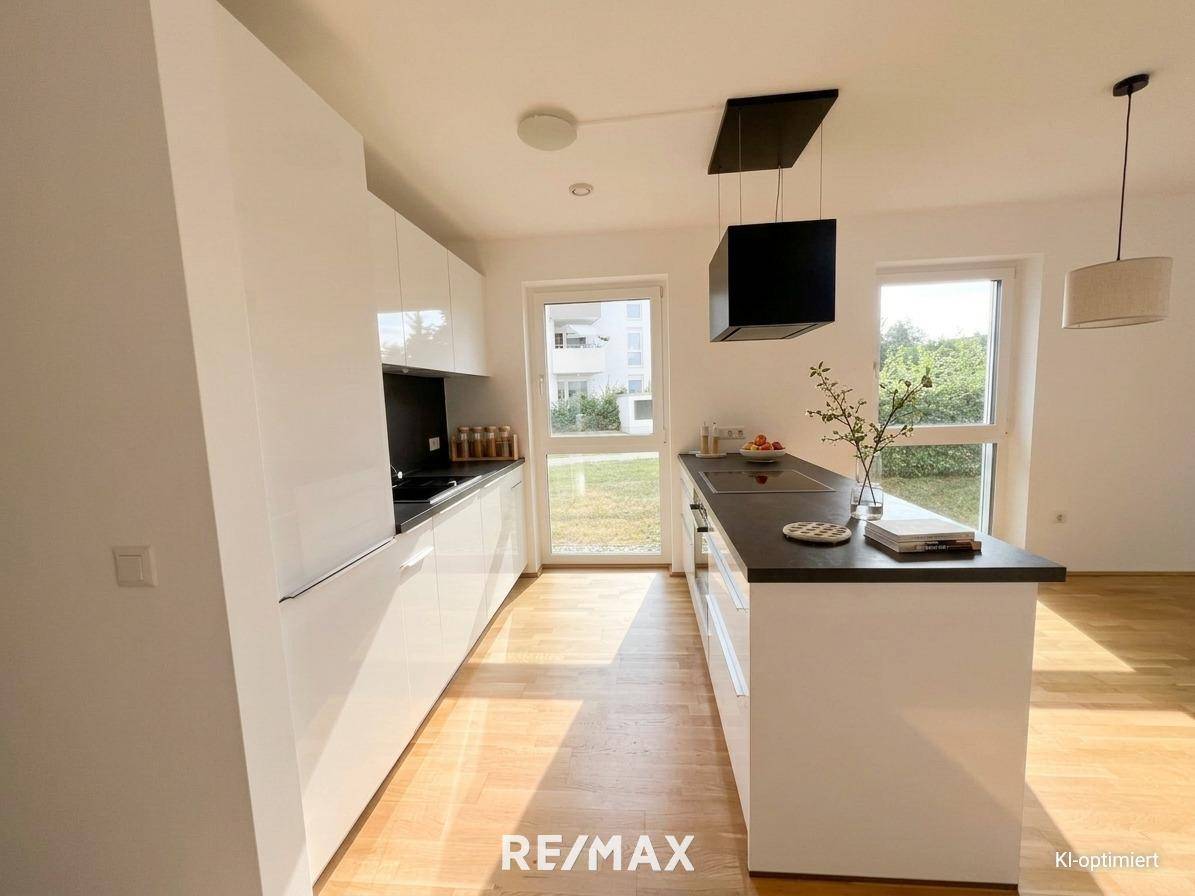 Ground floor apartment with private garden and terrace