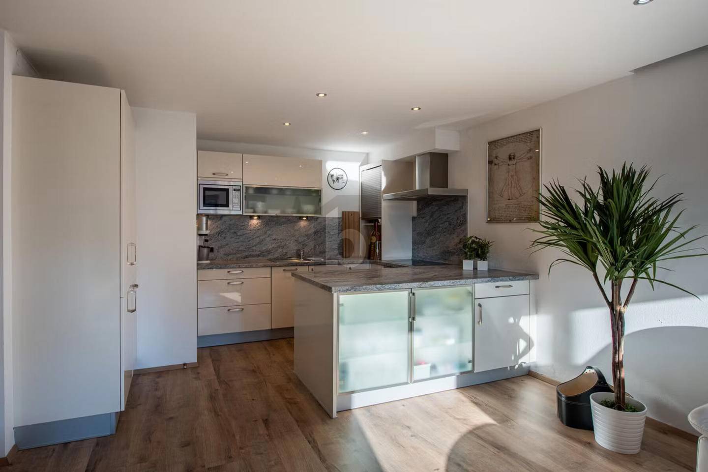 Möblierte hochwertig renovierte Wohnung mit Bergblick