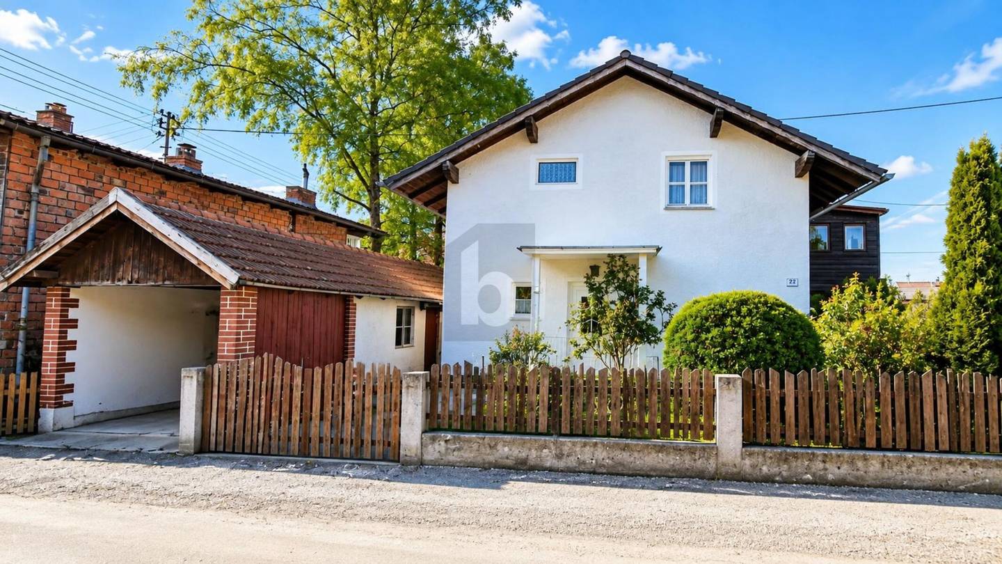 Erdgeschosswohnung mit großem Garten und überdachter Terrasse