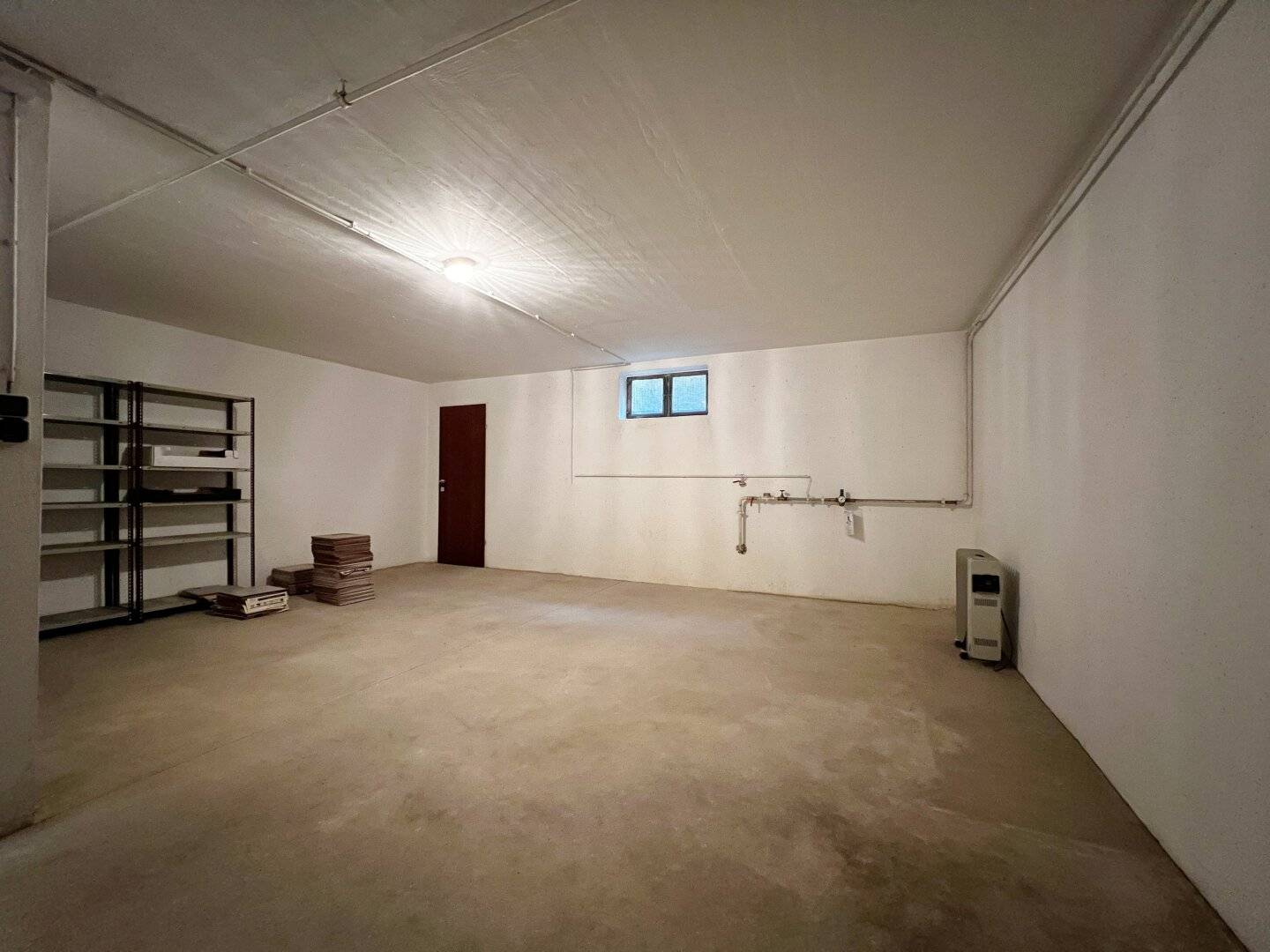 Plenty of space with optimal layout! Terraced house in a rural settlement area