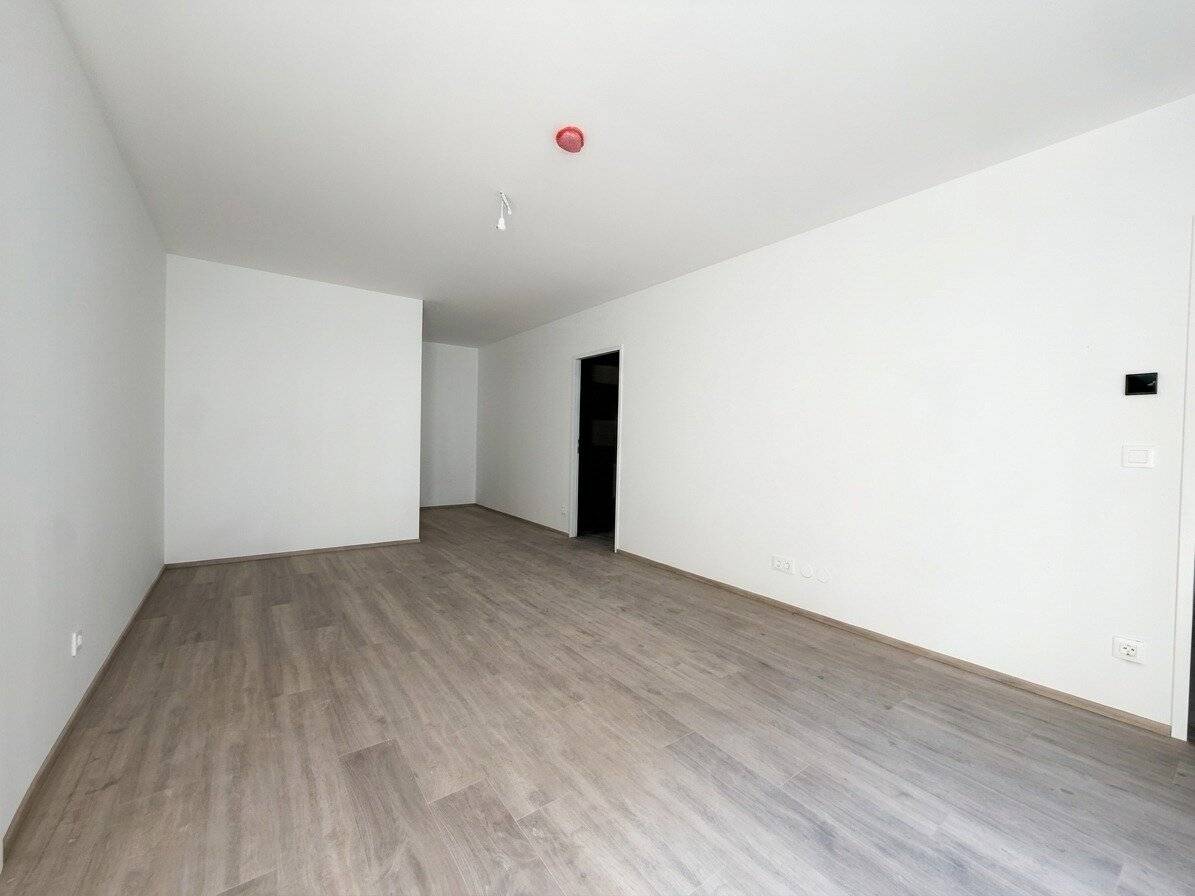 Spacious and cooled 3-room apartment with top connection to U4/U6 First occupancy