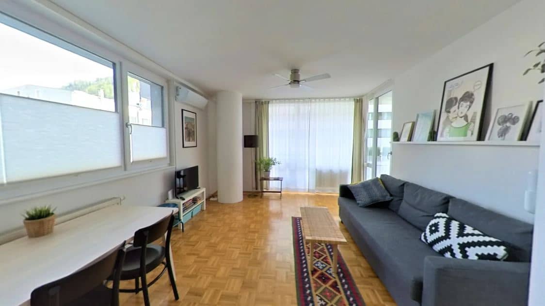 Klimatisierte Wohnung mit Südbalkon in modernem Haus