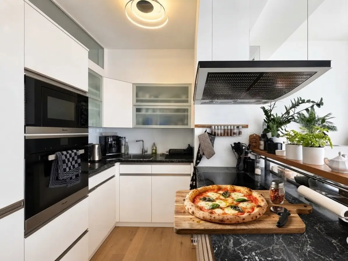 U4 | Morning sun and air-conditioned rooms | open living and dining area | modern fittings | U4 Hietzing and Park Schönbrunn