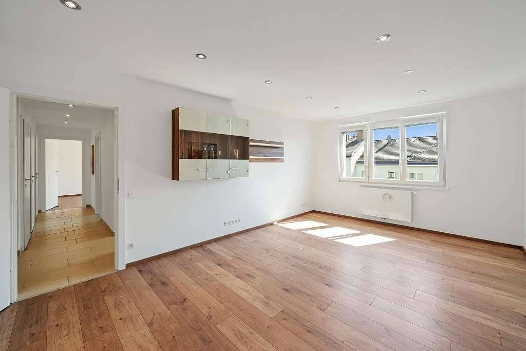Investment property quiet apartment cul de sac