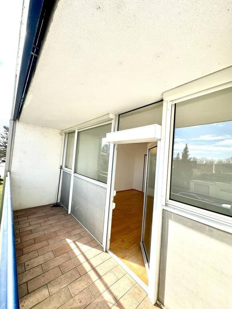 Toll aufgeteiltes, gemütliches 38 m2 Mietappartment (1.5 Zimmer) mit Loggia in St. Pölten