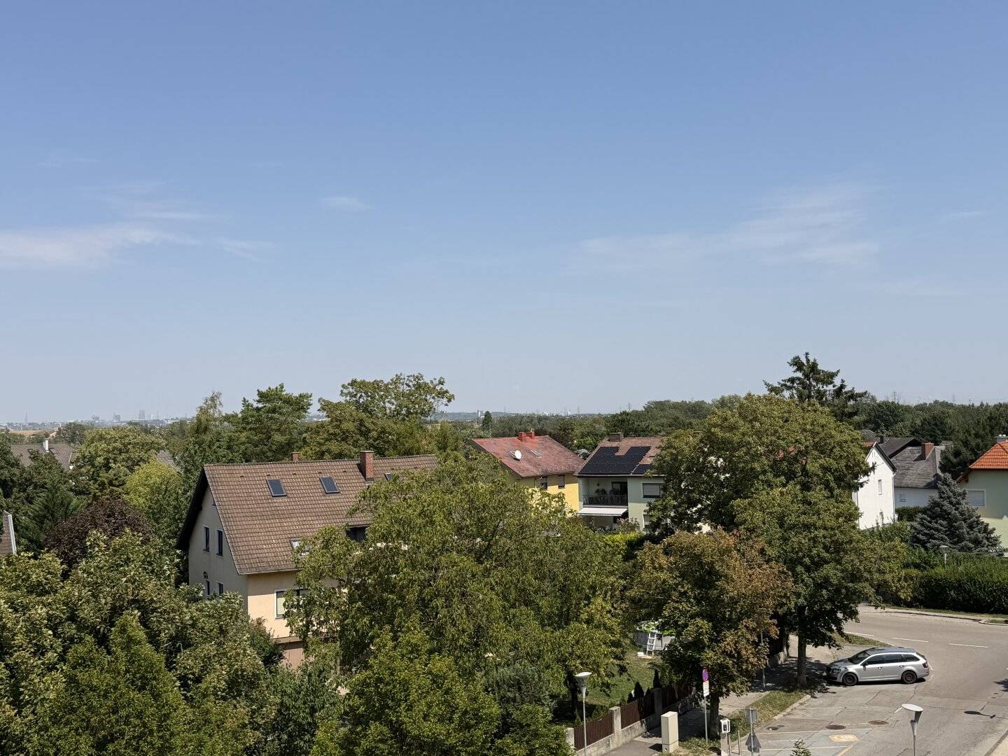 Großzügige 2-Zimmerwohnung mit Balkon, gepflegter Zustand, Ruhelage