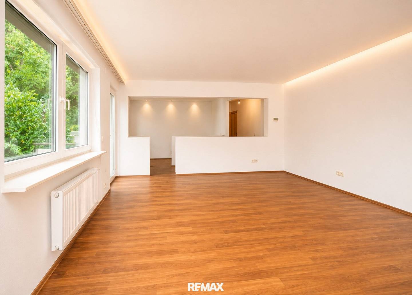 Spacious residential dream with large sun terrace and green view