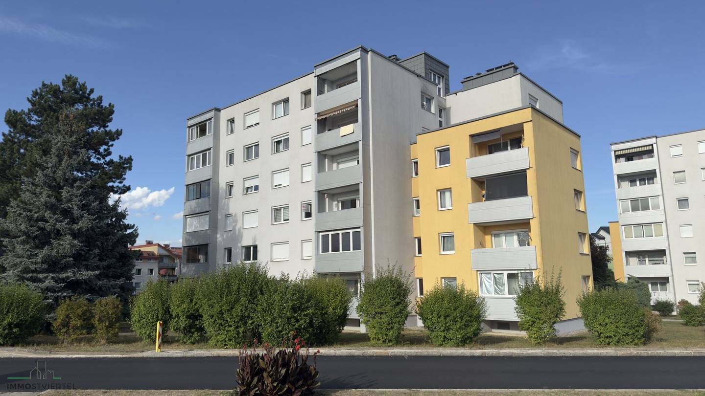 Schöne sanierte Eigentumswohnung mit Loggia in Wieselburg!