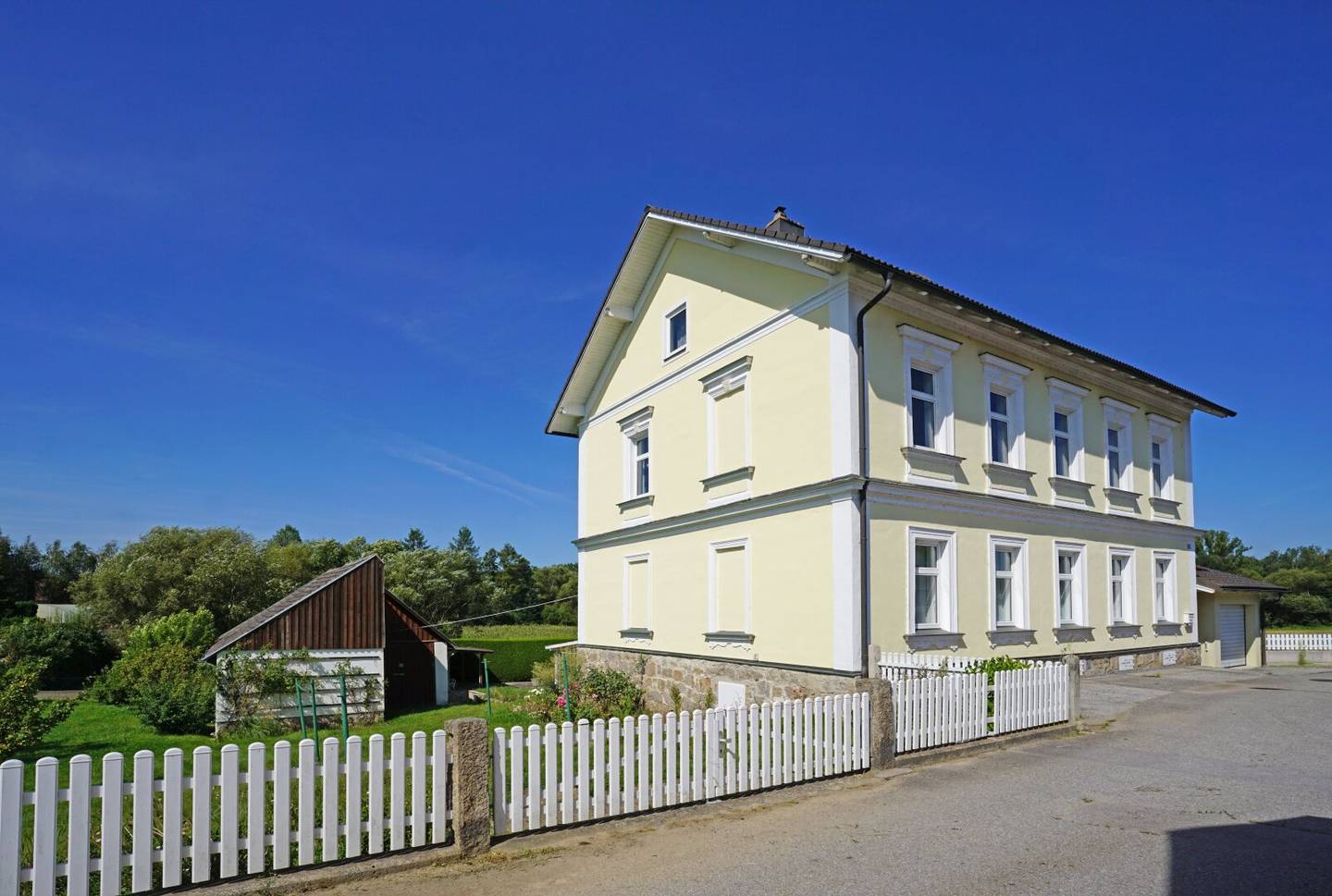 Unique! Well maintained turn of the century house in Gmünd quiet location