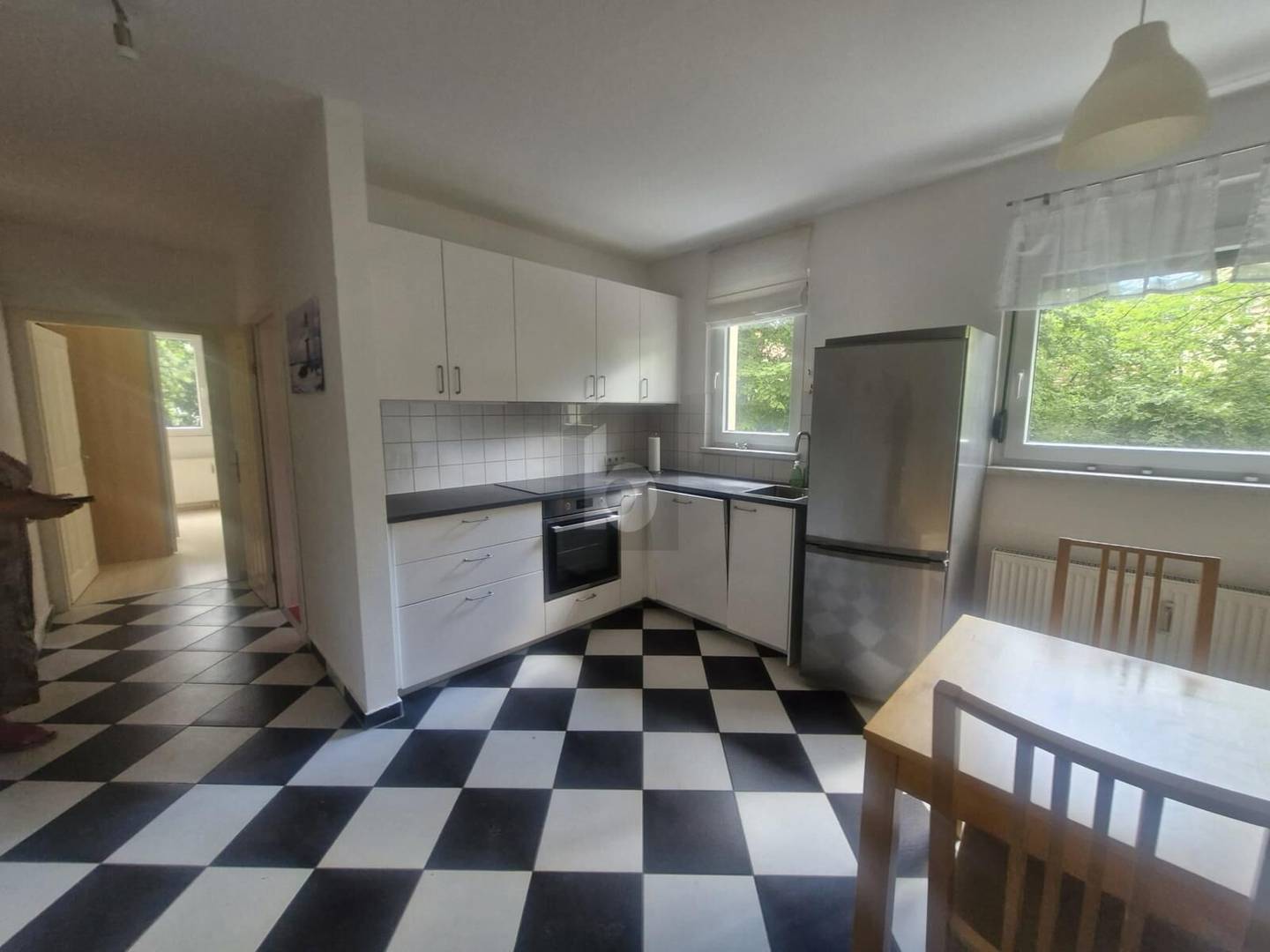 Wohnung ruhig gelegen mit Balkon und Blick ins Grüne