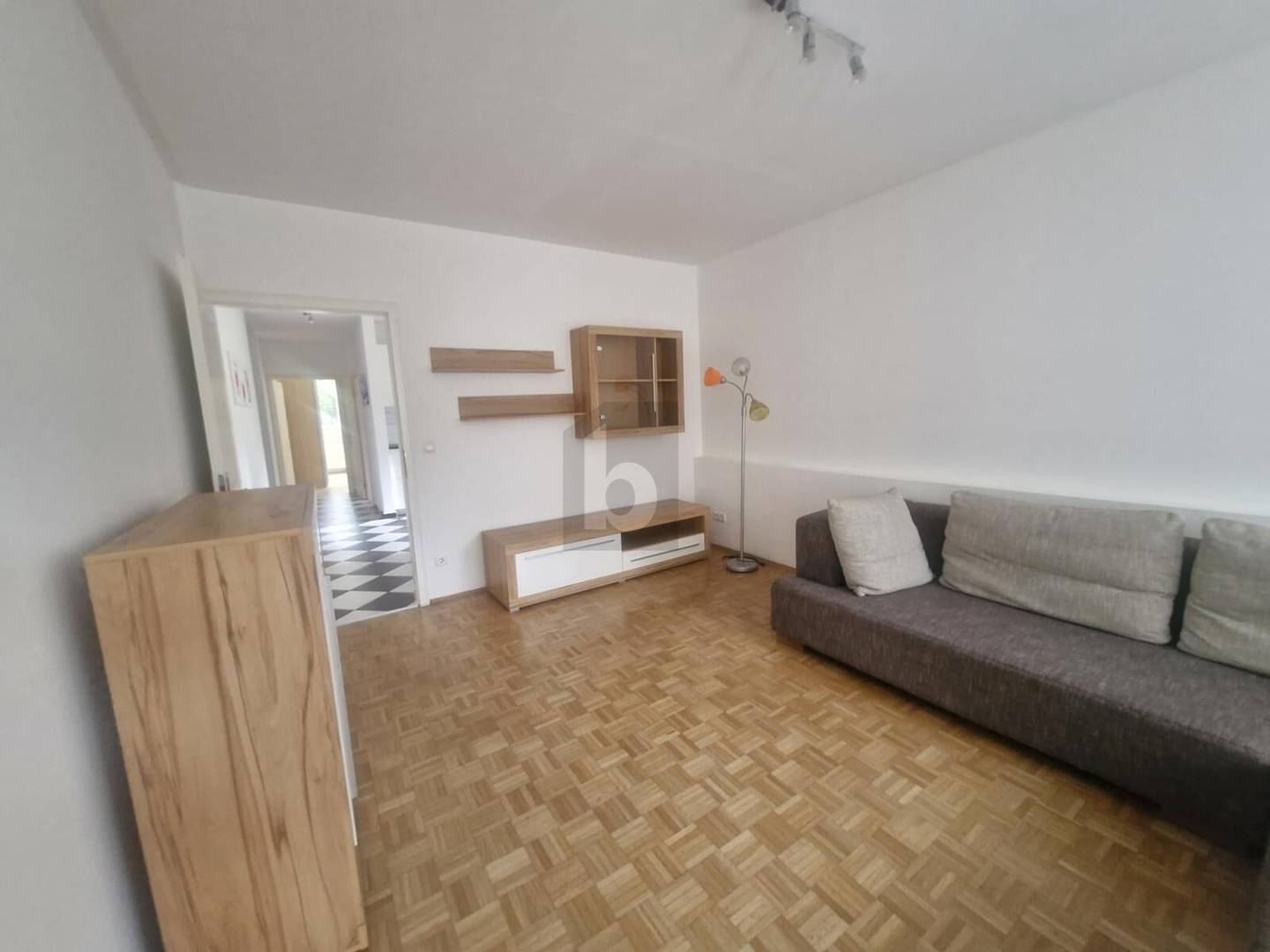 Wohnung ruhig gelegen mit Balkon und Blick ins Grüne