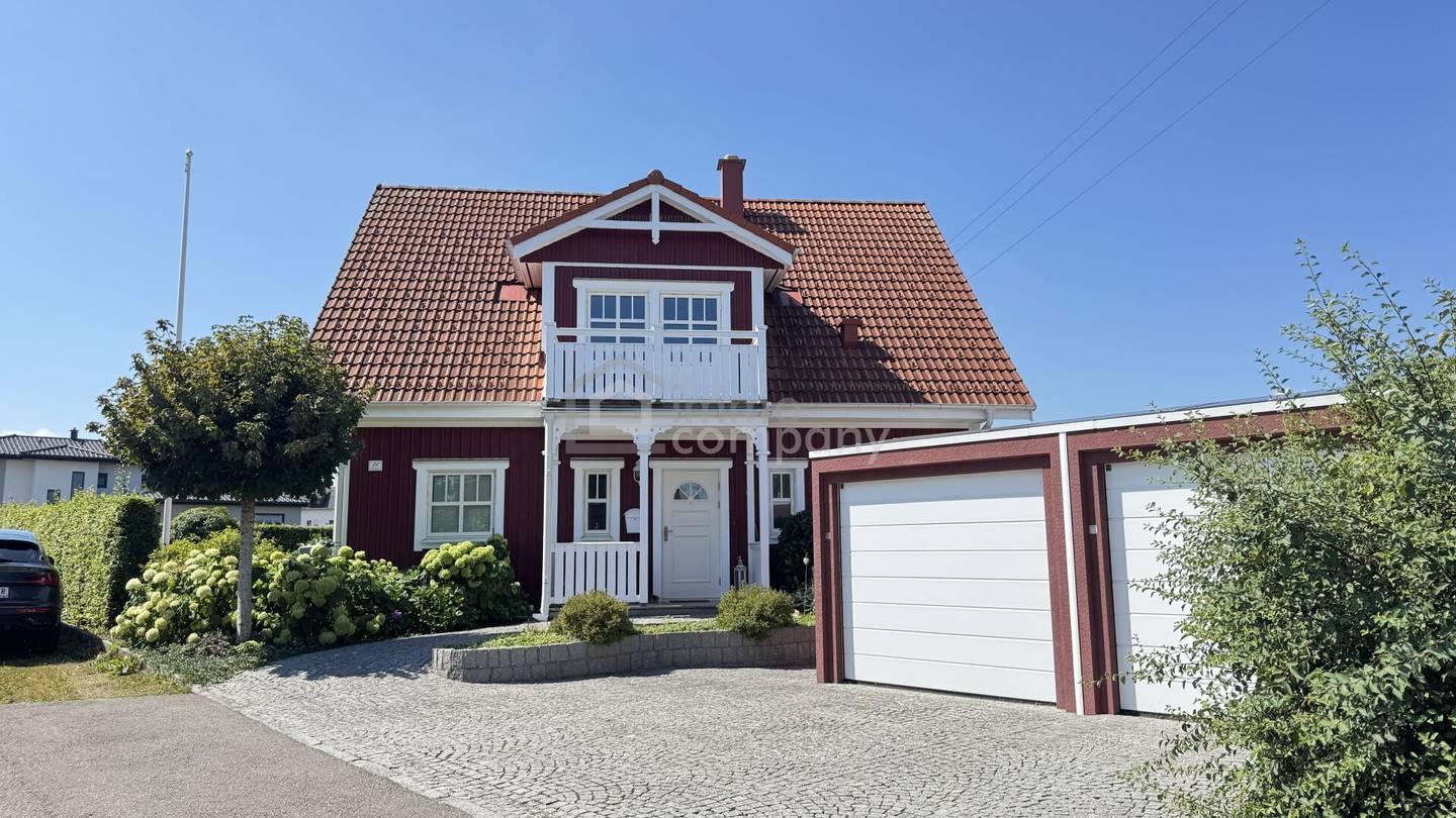 Neuwertiges 5-Zi-Haus in Gampern mit 2 Balkonen, Terrasse &amp; Doppelgarage – Traumhaus!