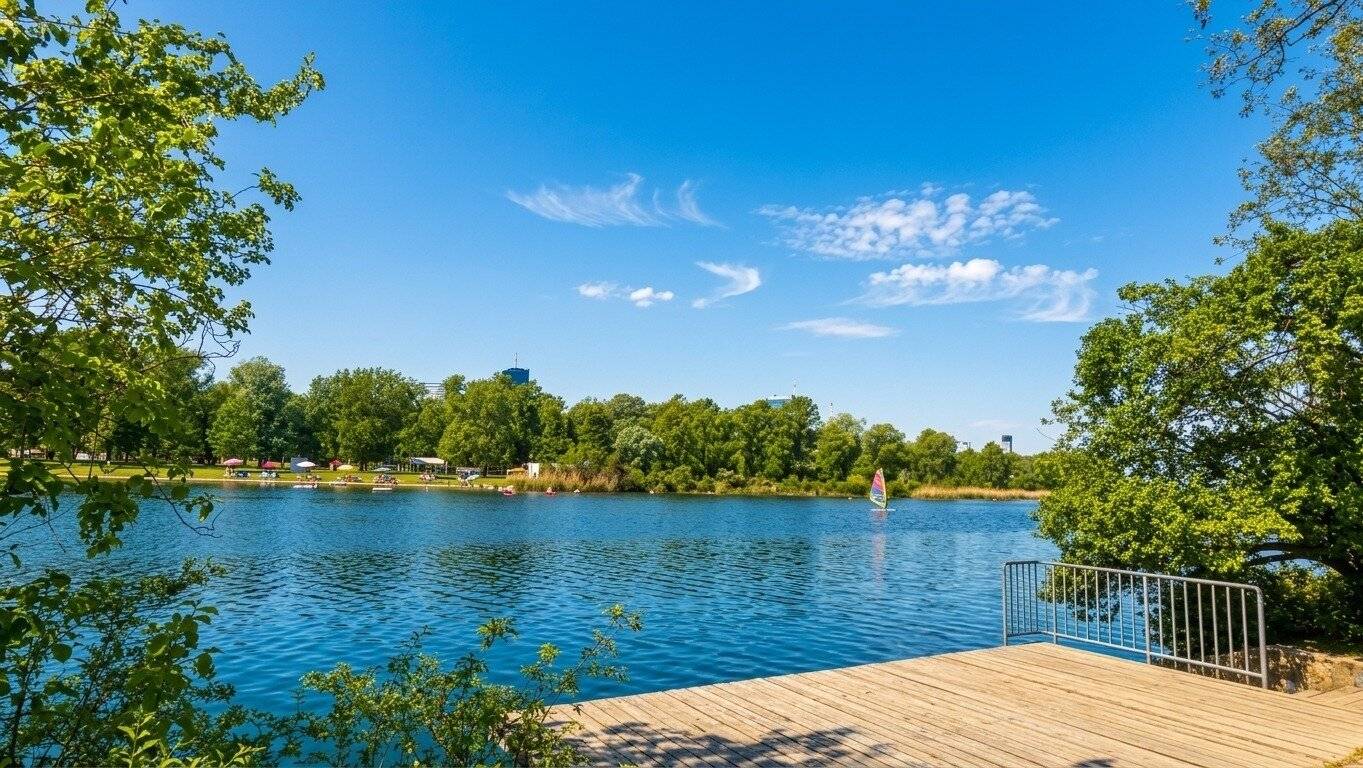 PLOT (Freehold) in sought-after garden settlement location at the Alte Donau