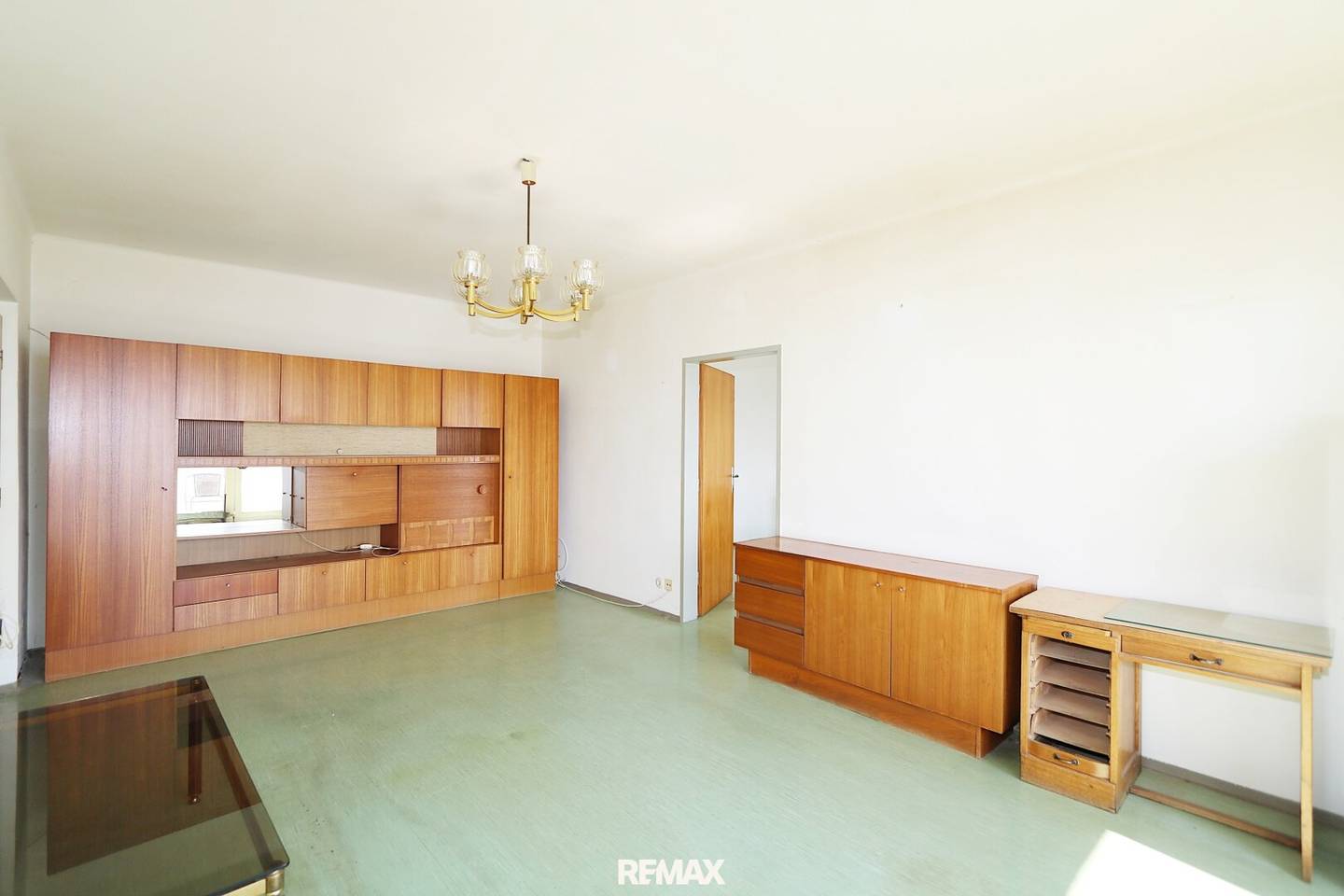 Living above the roofs of Wels | 3-room condominium on the 23rd floor with two loggias and stunning view