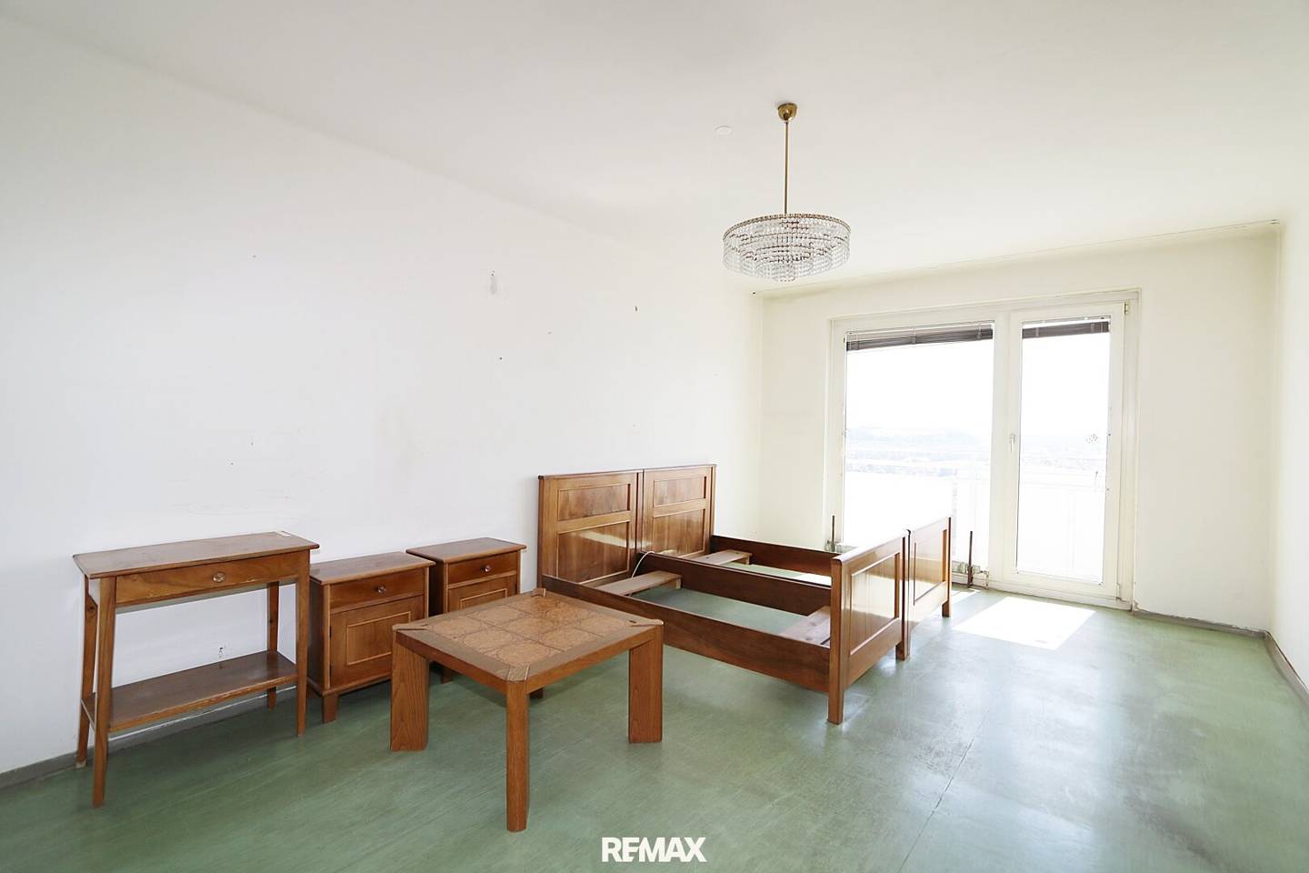Living above the roofs of Wels | 3-room condominium on the 23rd floor with two loggias and stunning view