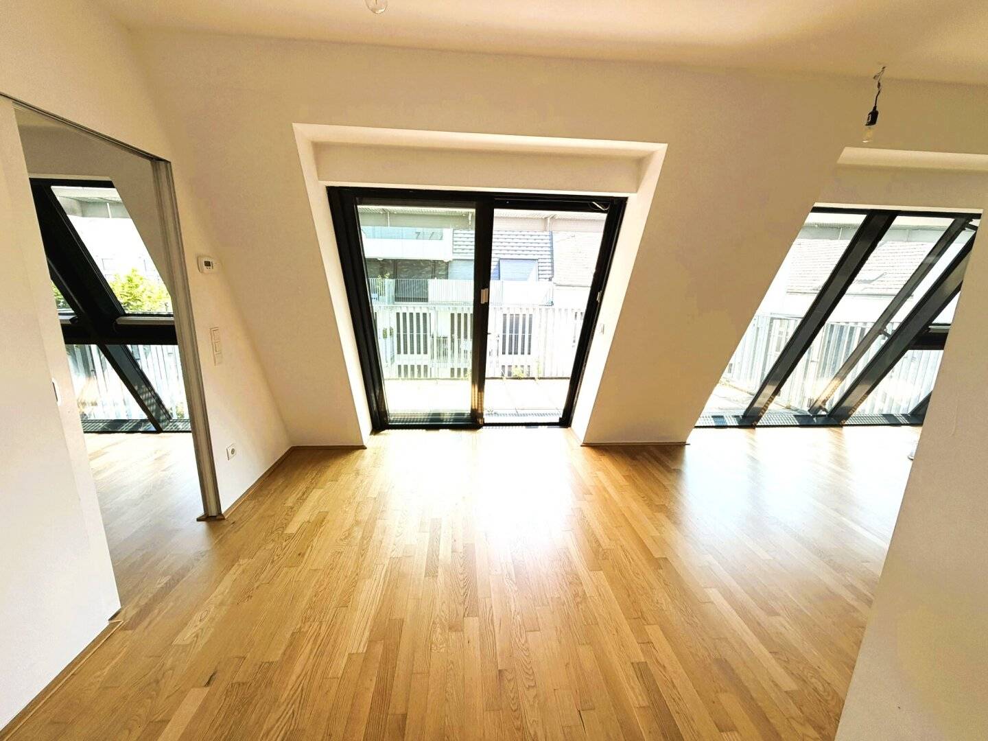 SINGLEAPARTMENT MIT SONNENTERRASSE IN U3-NÄHE