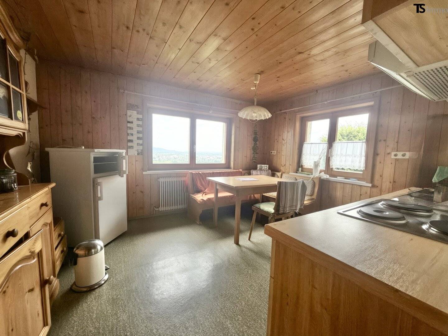 Hohenems: Großzügiges Wohnhaus auf 1.309 m² Grundstück – Panoramablick über das Rheintal