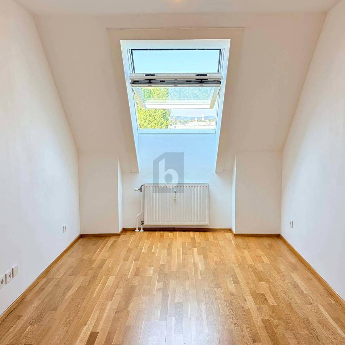 Maisonettewohnung mit Loggia und Grünblick nahe Donau