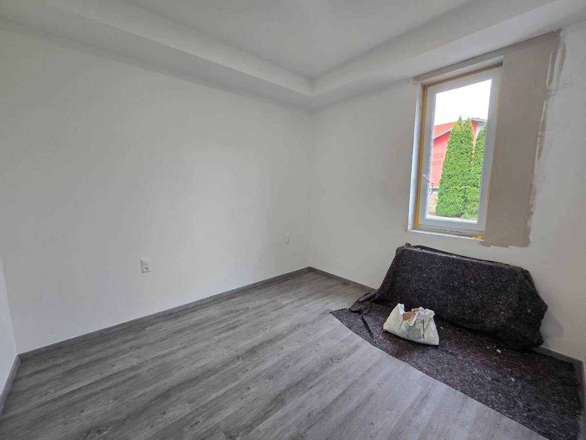 Bright Erdgeschosswohnung with large terrace and parking