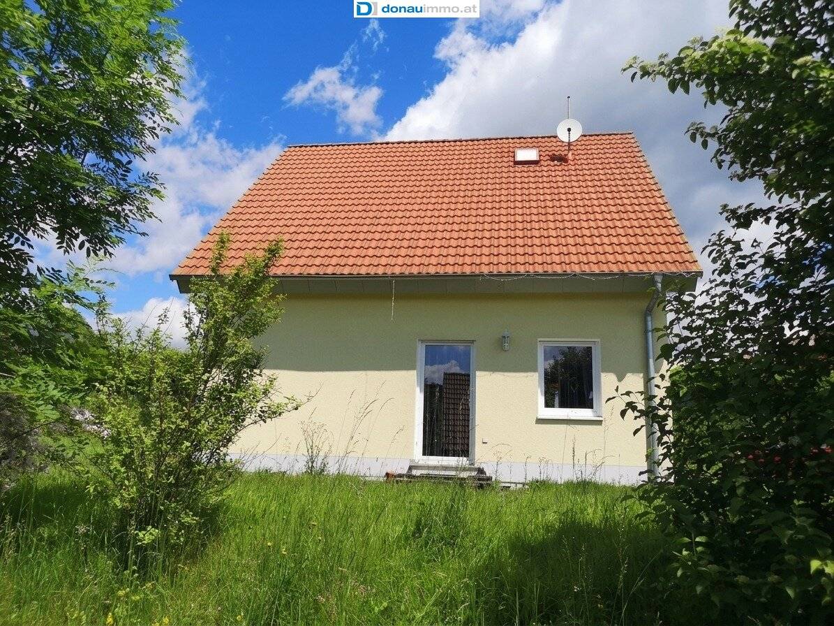 Charmantes Einfamilienhaus in sehr guter und ruhiger Lage steht zum Verkauf