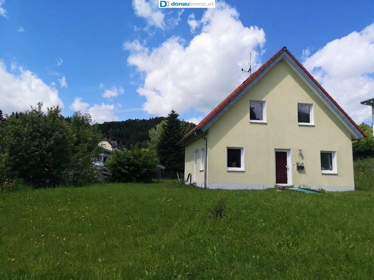 Charmantes Einfamilienhaus in sehr guter und ruhiger Lage steht zum Verkauf