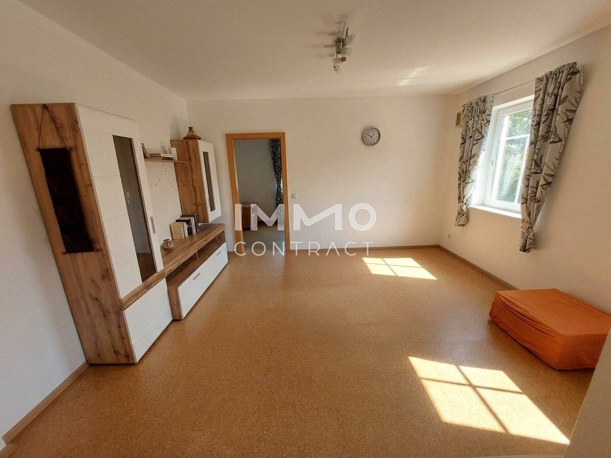 Well laid out 3-room apartment 55m² - Garden &amp; swimming biotope in Petzenkirchen/Breiteneich','de is omitted'