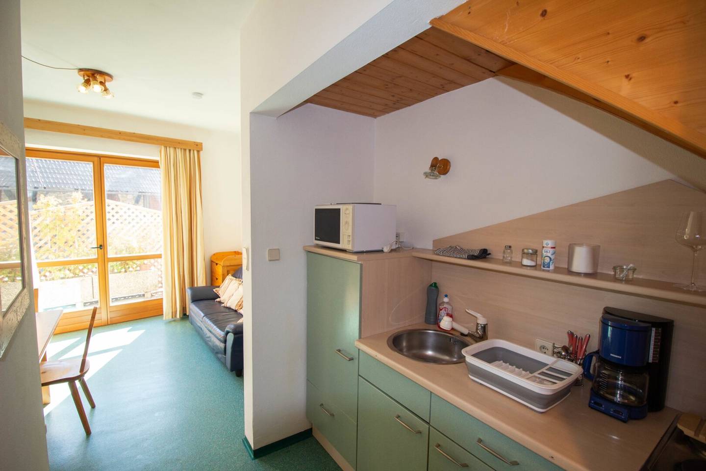 YOUR NEW HOME – MAISONETTE APARTMENT WITH TERRACE IN TREBESING
