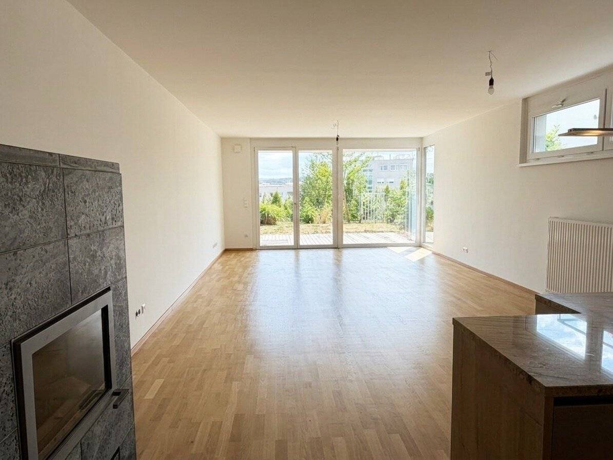 Exclusive 4-room garden apartment First-class location in Liesing