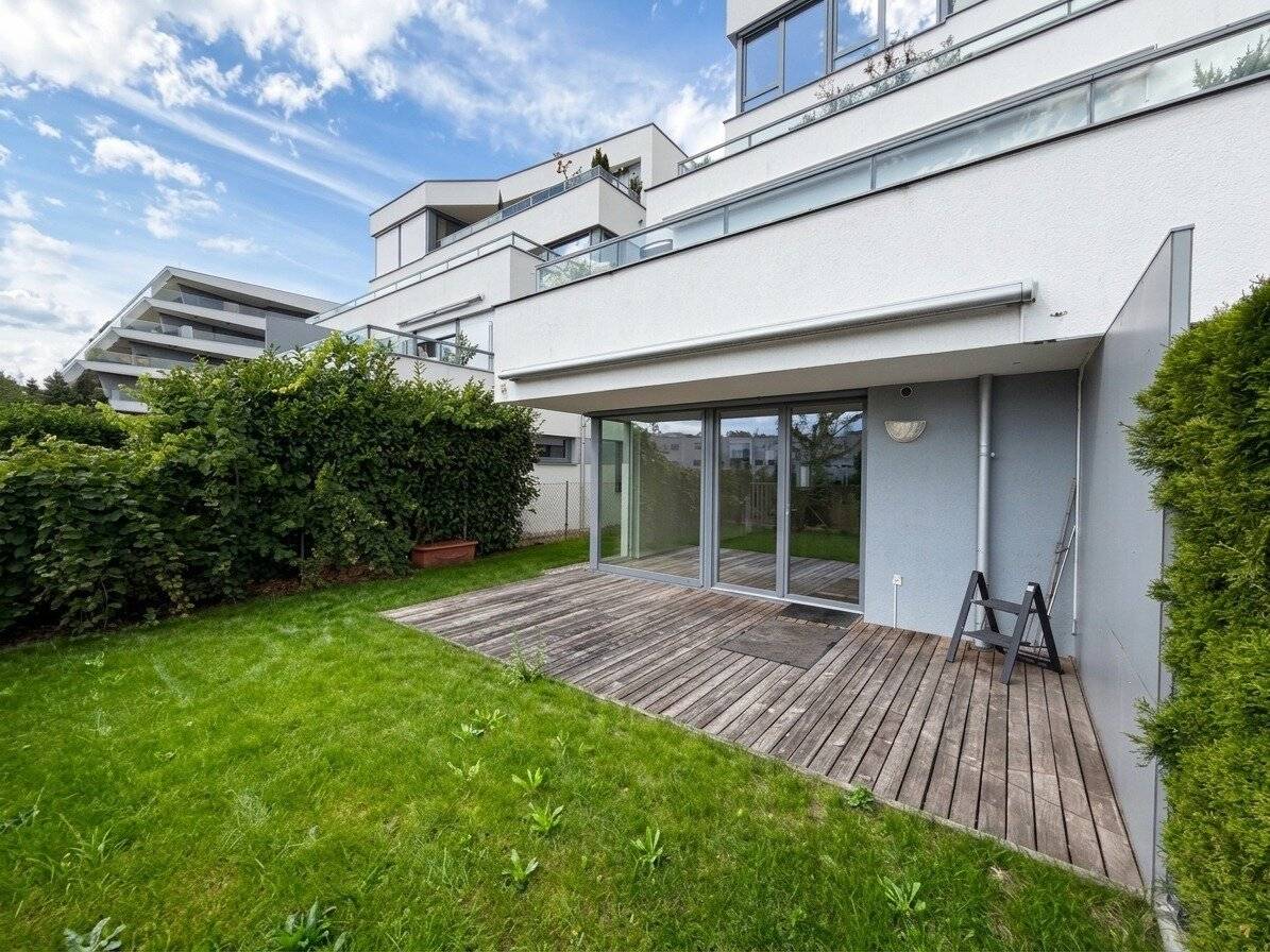 Exclusive 4-room garden apartment First-class location in Liesing