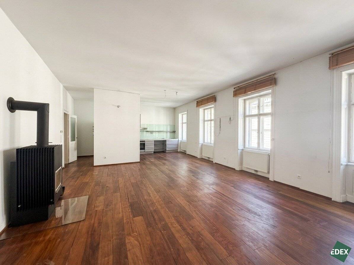Exklusive Altbauwohnung in Bestlage der Wiener Innenstadt – Rotenturmstraße